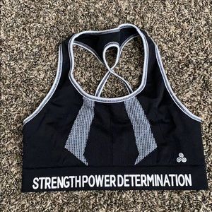 sports bra